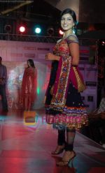 Pallavi Sharda at Runway Central show in Oberoi Mall, Goregaon on 9th Oct 2010 (130).JPG